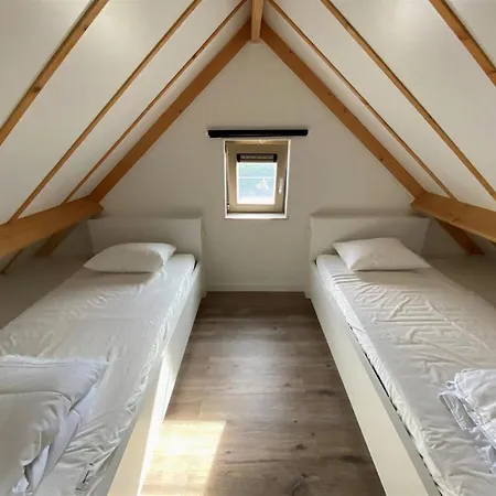 Cozy Fisherman's House With Garden, Cleaning Included Holiday home *